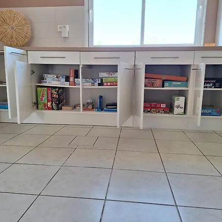 Le Clos De 度假居 Champagnolles